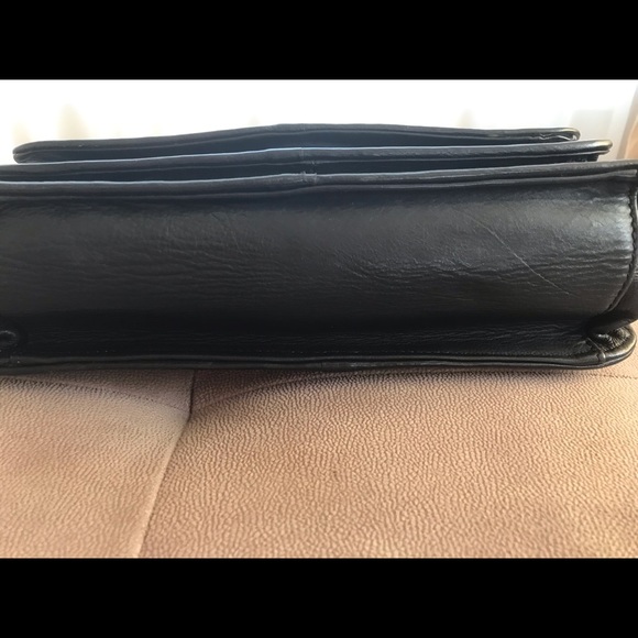 💎SALE🔥BCBGMAXAZRIA black leather bag - Picture 4 of 16